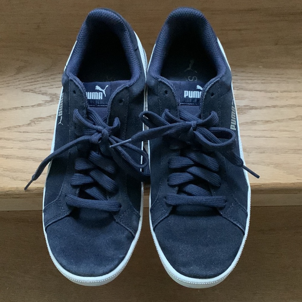 Navy blue suede Puma sneakers size 8.5